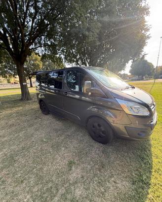 Ford Tourneo Custom  170cv automatico