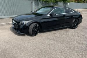 Mercedes 220 coupe