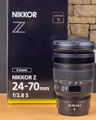 nikon z 24.70 f2.8 s