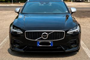 Volvo V90 D4 Rdesign