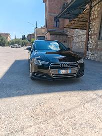 Audi A4. 2.0 TDI.150 CV anno 2016