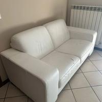 Divano bianco due posti in ecopelle