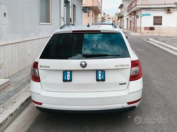 OCTAVIA  GTEC METANO 