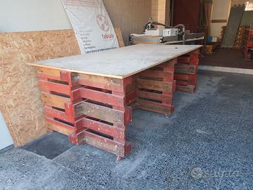 Tavolo lavoro in pallet con ruote