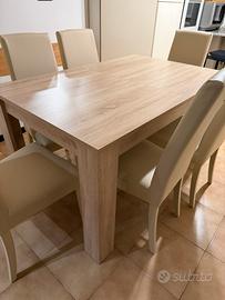 Tavolo da pranzo 6/8 posti