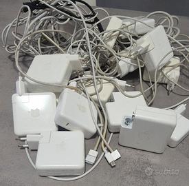 Caricatori originali Apple e Lenovo
