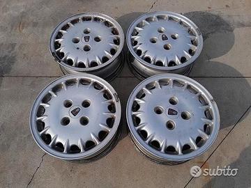 Cerchi In Lega Da 15" Per Rover 600 - 800