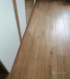 Piastrelle nuove in gres effetto legno