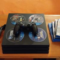 Playstation 4 Pro con controller e 4 giochi