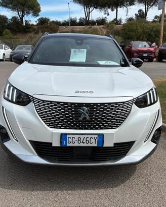 Peugeot 2008 motore elettrico 136 CV GT Pack
