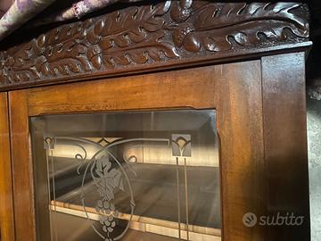 Vetrinetta sala stile liberty