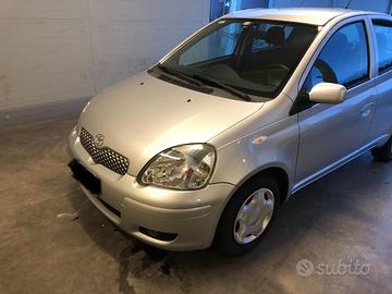 Toyota Yaris 1.0 Benzina – 94.000 km – 2005