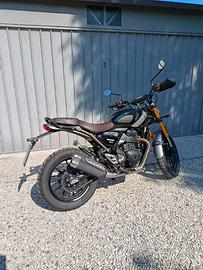 MOTO TRIUMPH SCRAMBLER 400 X