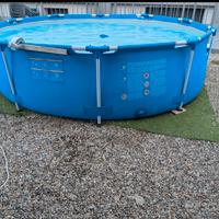 Piscina fuori terra intex
