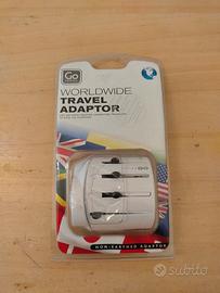 ADATTATORE da viaggio universale prese 150 paesi