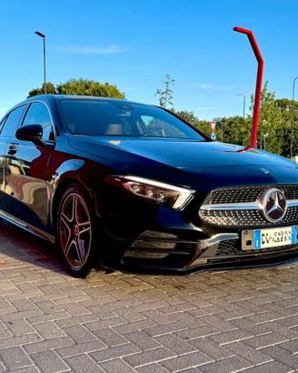Mercedes-Benz  A180 AMG Line Premium Plus