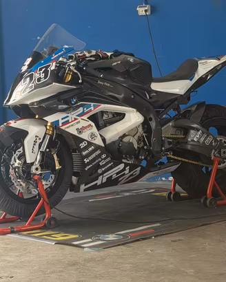 BMW S1000RR