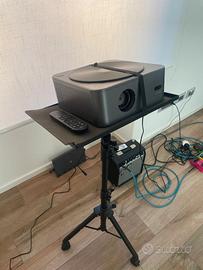 Proiettore 4k + Pie / Supporto