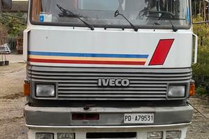 Camion Iveco 115-17