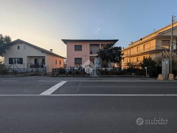 CASA INDIPENDENTE A MONTECHIARO D'ACQUI