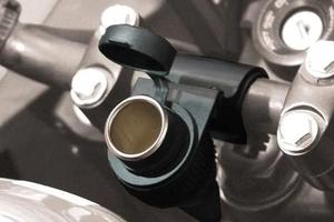 Presa Accendisigaro Con Supporto Manubrio Bc P12a