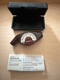 Manometro vintage per pneumatici Michelin "VIGIL
