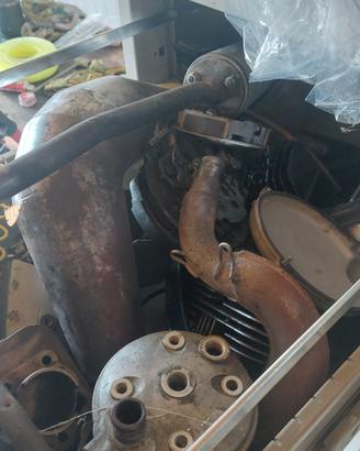 pezzi moto/ motorini
