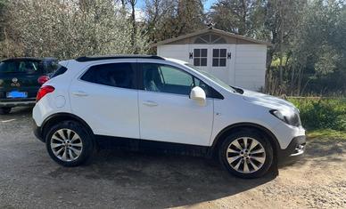 Opel Mokka 1.6 benzina immatricolata 02/2015.