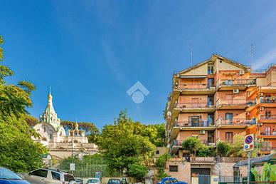 MONOLOCALE A ROMA