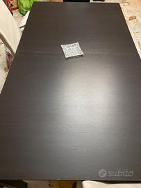 Tavolo in legnò wangle marrone più sedie