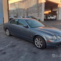 Jaguar S- Type 2008 2.7 V6 Demolita - Per Ricambi