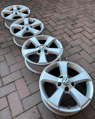 Cerchi in lega 16 pollici originali Volkswagen