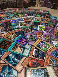 500 Carte YU GI OH Brillanti e scritta oro ecc