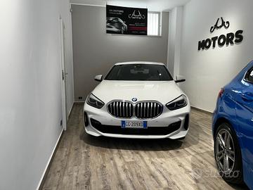 Bmw 118 118d 5p. Msport
