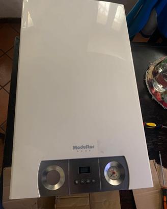 Caldaia a condensazione/ Scaldacqua a gas