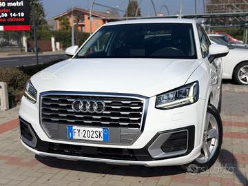 Audi Q2 30 TDI S tronic Business Design