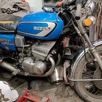 Suzuki gt380