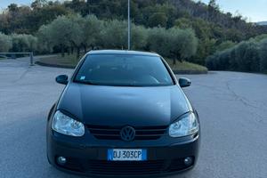 Volkswagen Golf 5 1.9 TDI 105 CV