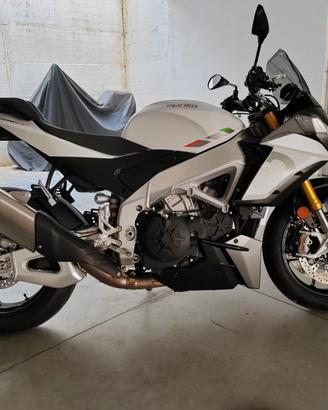 APRILIA TUONO V4 1100 in garanzia