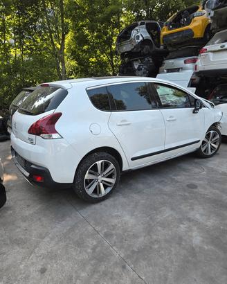 PEUGEOT 3008 DEL 2014 PER RICAMBI
