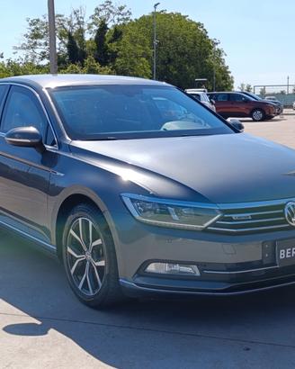 Volkswagen Passat Berlina Passat 2.0 tdi Highline
