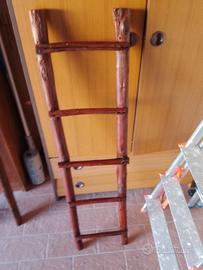 scaletta di legno a pioli 