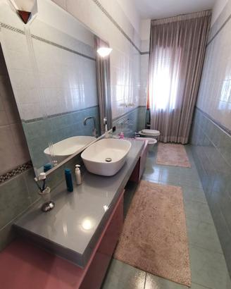 Mobile bagno ricoperto di alta qualità