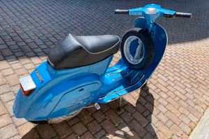 Vespa 50 special