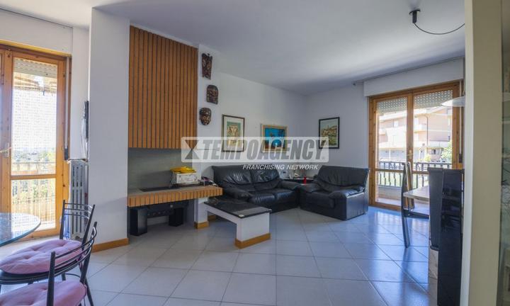 Appartamento a Corridonia Via Rossini 4 locali