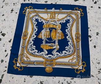 Foulard hermes paris bride de cour