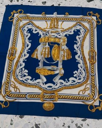 Foulard hermes paris bride de cour