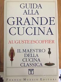 Raro libro di cucina ottimamente conservato