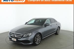 MERCEDES-BENZ E 200 BK30738