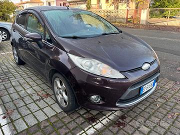 Ford Fiesta 1.4 TDCi 5p. Titanium